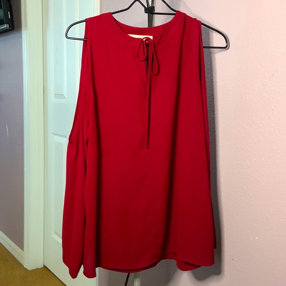 Top - Picture 3 of 6